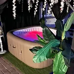 Vakantiehuis Nature, Evasion, Jacuzzi, Grande Piscine Et Cinema Houdancourt